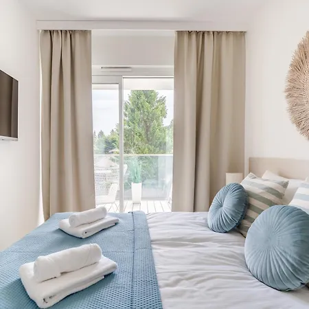 Przy Plazy 111 By Perlowa Przystan Rent 아파트