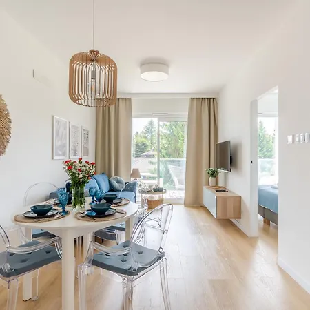 Przy Plazy 111 By Perlowa Przystan Rent * 시아노제티